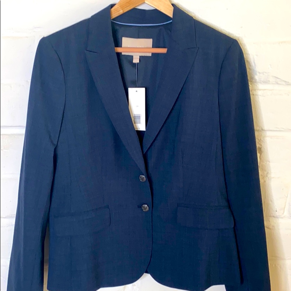 Banana republic navy blazer in size 14